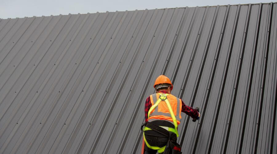 Professional gutter cleaning in Greenock, PA